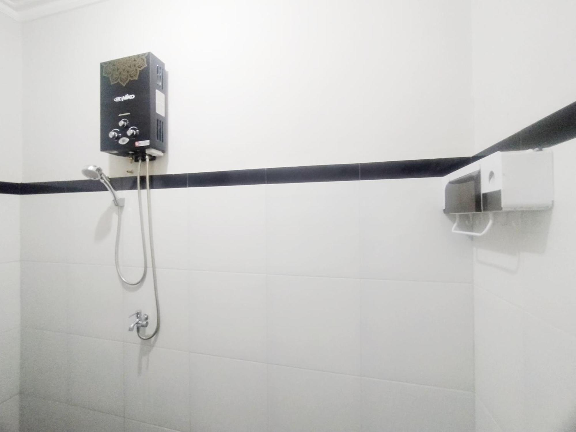 Reddoorz Syariah Near Stasiun Purwokerto Hotell Eksteriør bilde