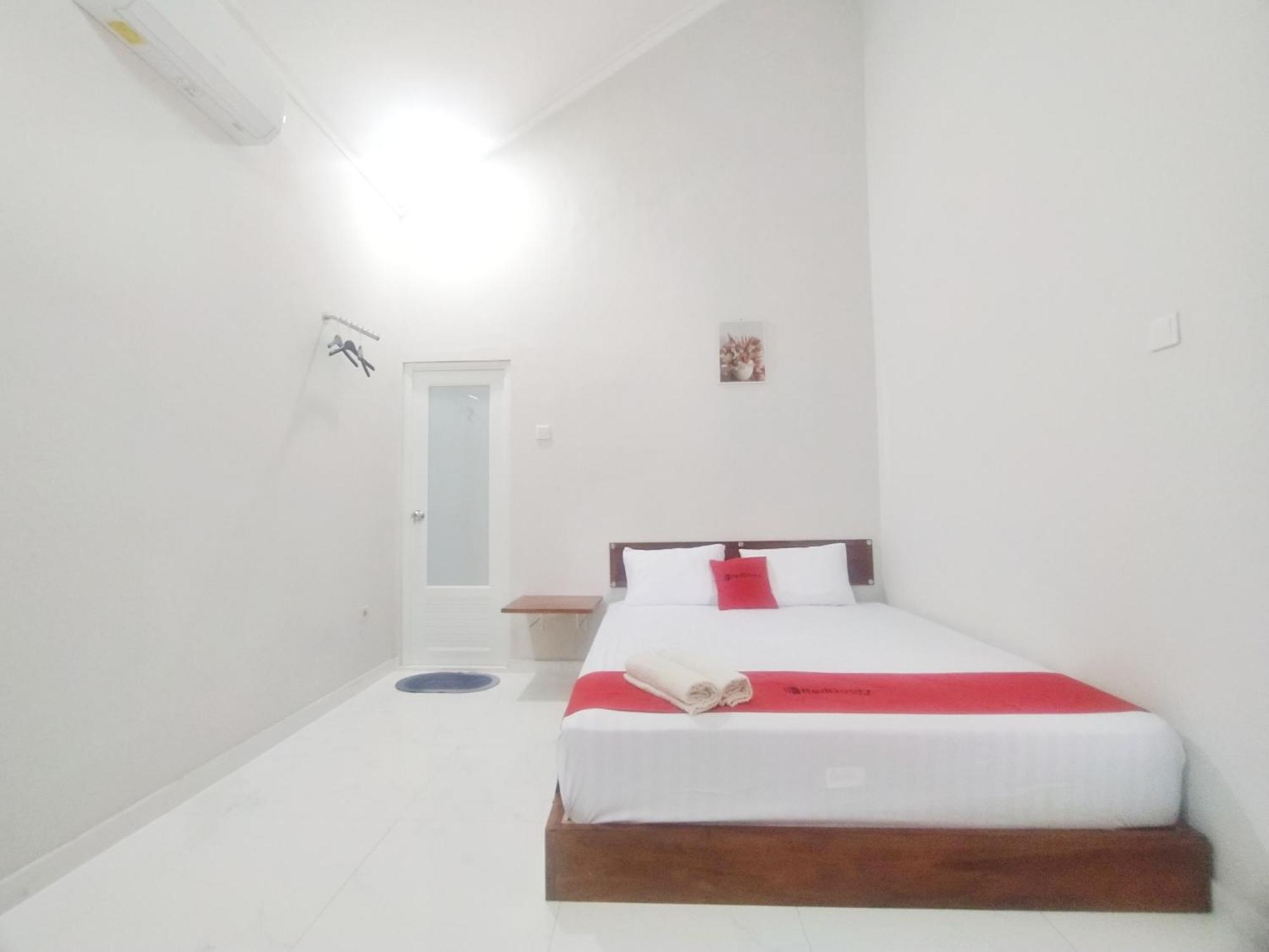 Reddoorz Syariah Near Stasiun Purwokerto Hotell Eksteriør bilde