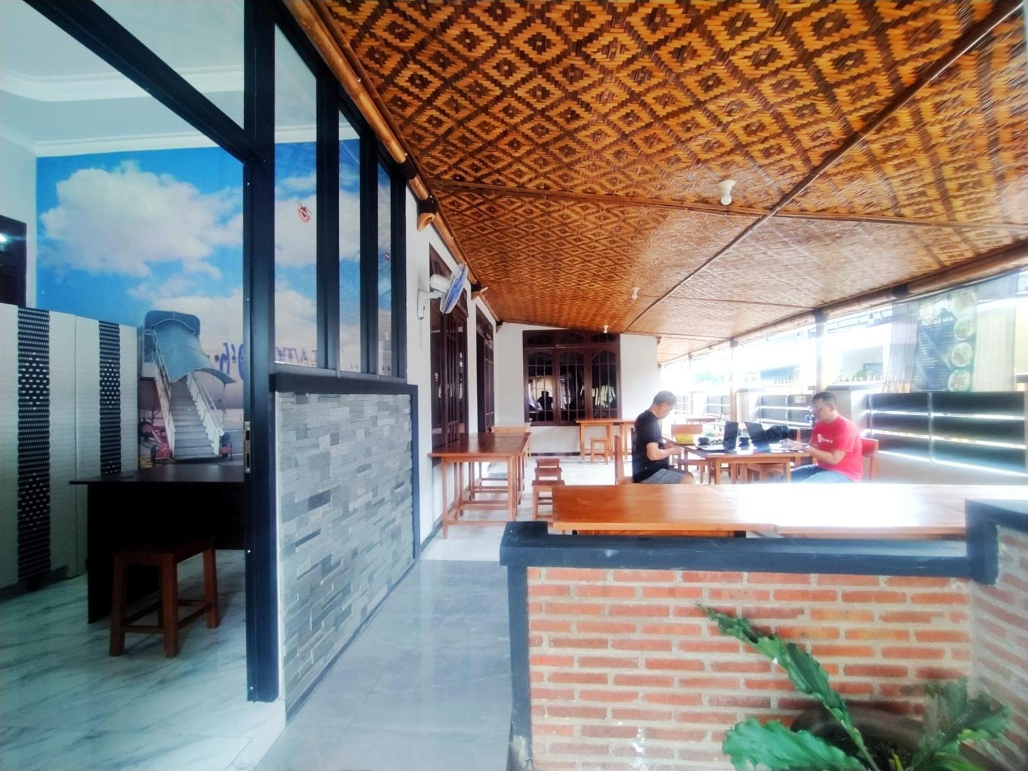 Reddoorz Syariah Near Stasiun Purwokerto Hotell Eksteriør bilde